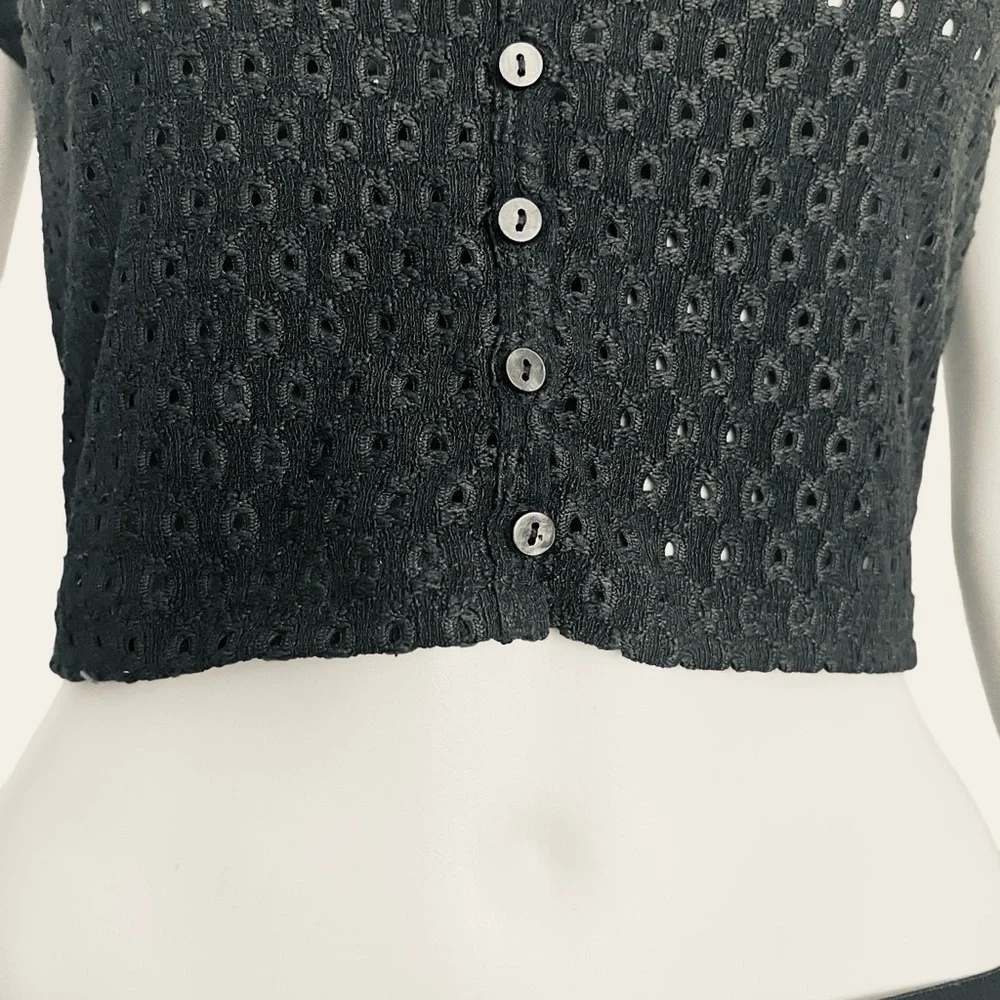 H & M black eye let patterned boho coquette twee fitted crop top Women Medium